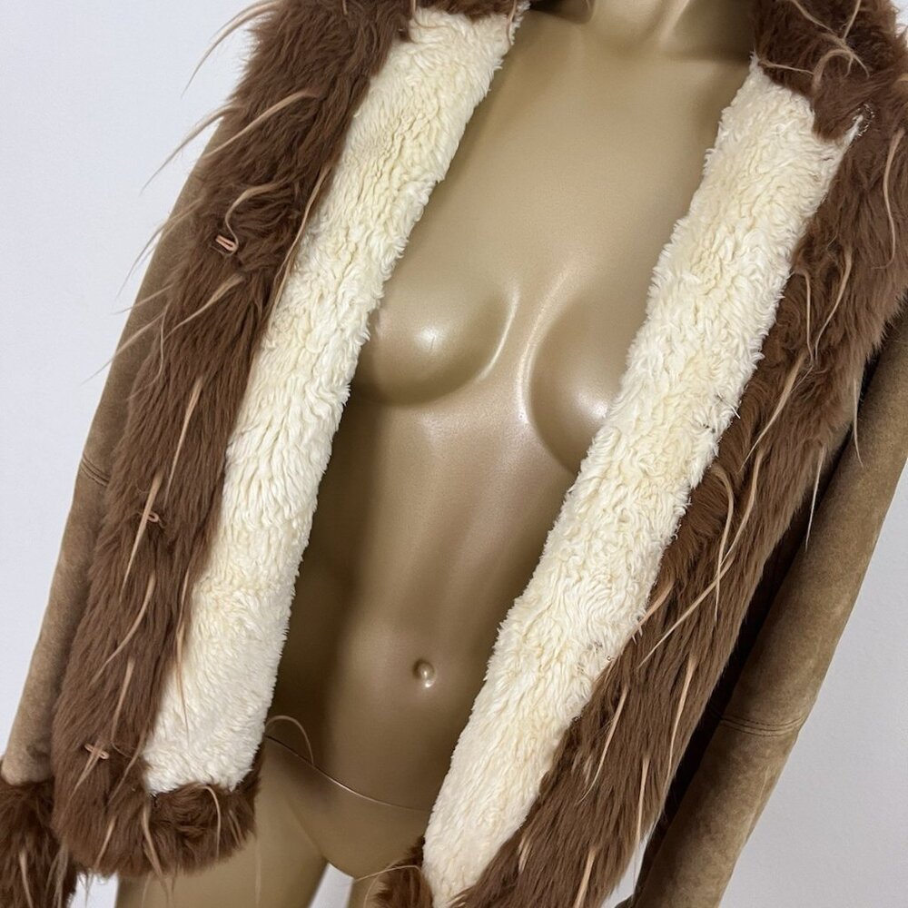 Vintage Y2K XOXO Tan Suede Jacket Faux Fur Trim Embroidered Flowers Women's M - Picture 15 of 16